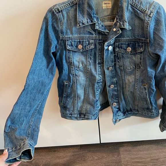 GAP DENIM JACKET CLOSET STAPLE - Picture 2 of 6